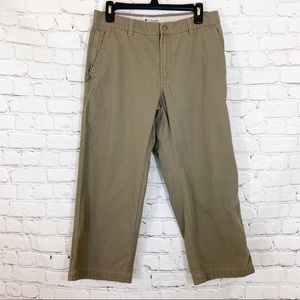 4/$25 Columbia hiking capris EUC